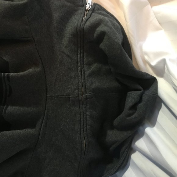 Wildchild Nation Hoodie Small Women s Adult Gray Black Graphic Sweatshirt - Picture 13 of 13